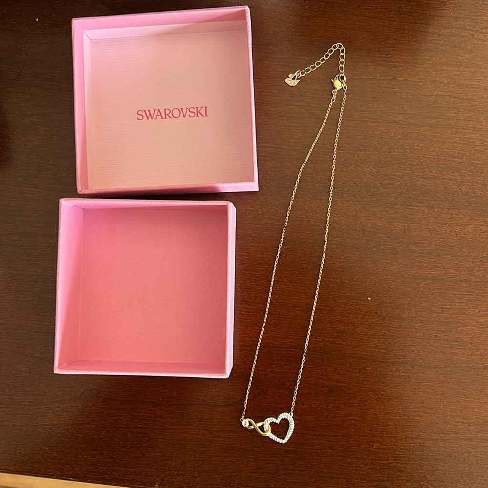 Hyperbola necklace-Infinity and heart, White, Mixed metal finish